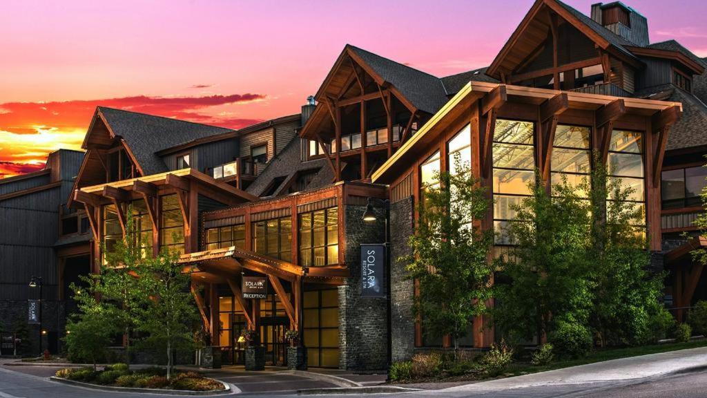 Adventurer'S Escape~ Mountain Luxury Resort Canmore Exterior foto