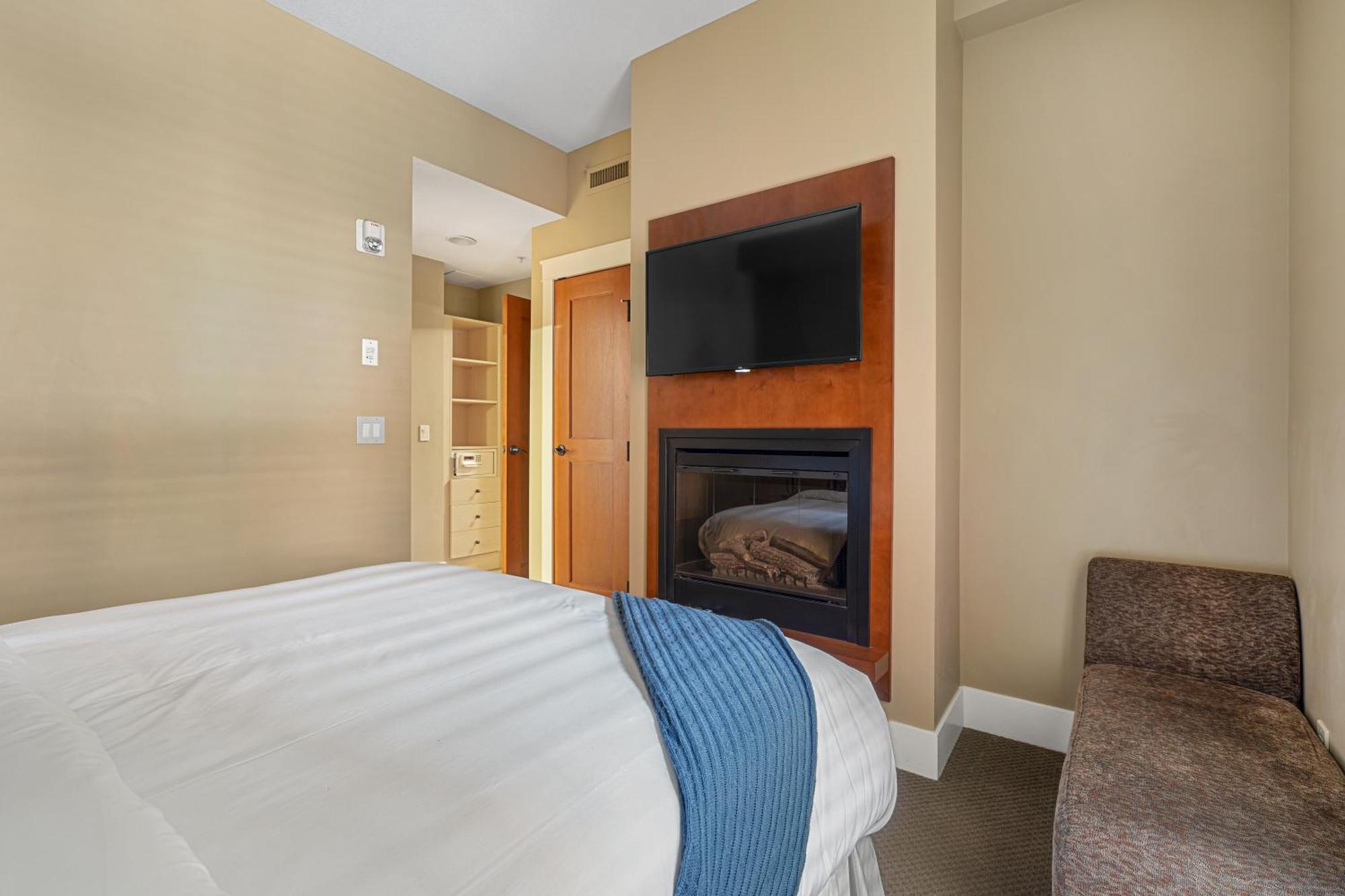 Adventurer'S Escape~ Mountain Luxury Resort Canmore Exterior foto